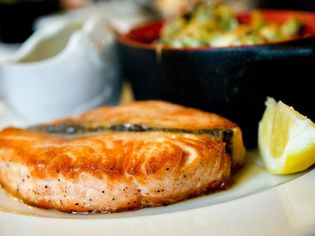 How to Does Protein Build Muscle for Weight Training? fish